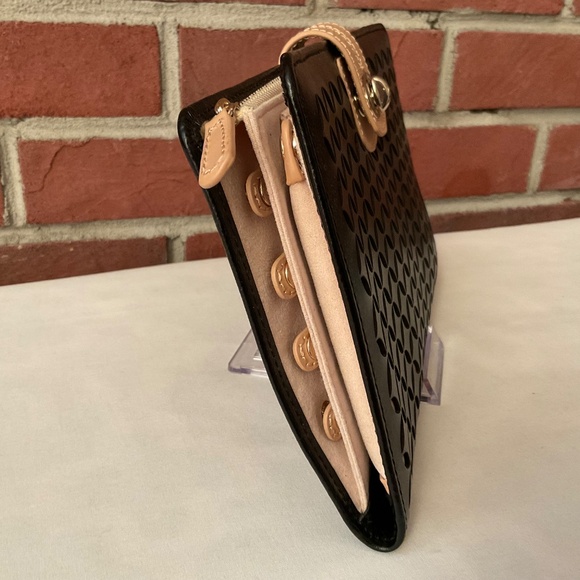 WOLF Est.1834”Chloe”Laser Cut Leather Jewelry Portfolio Case NWOT - Picture 16 of 16